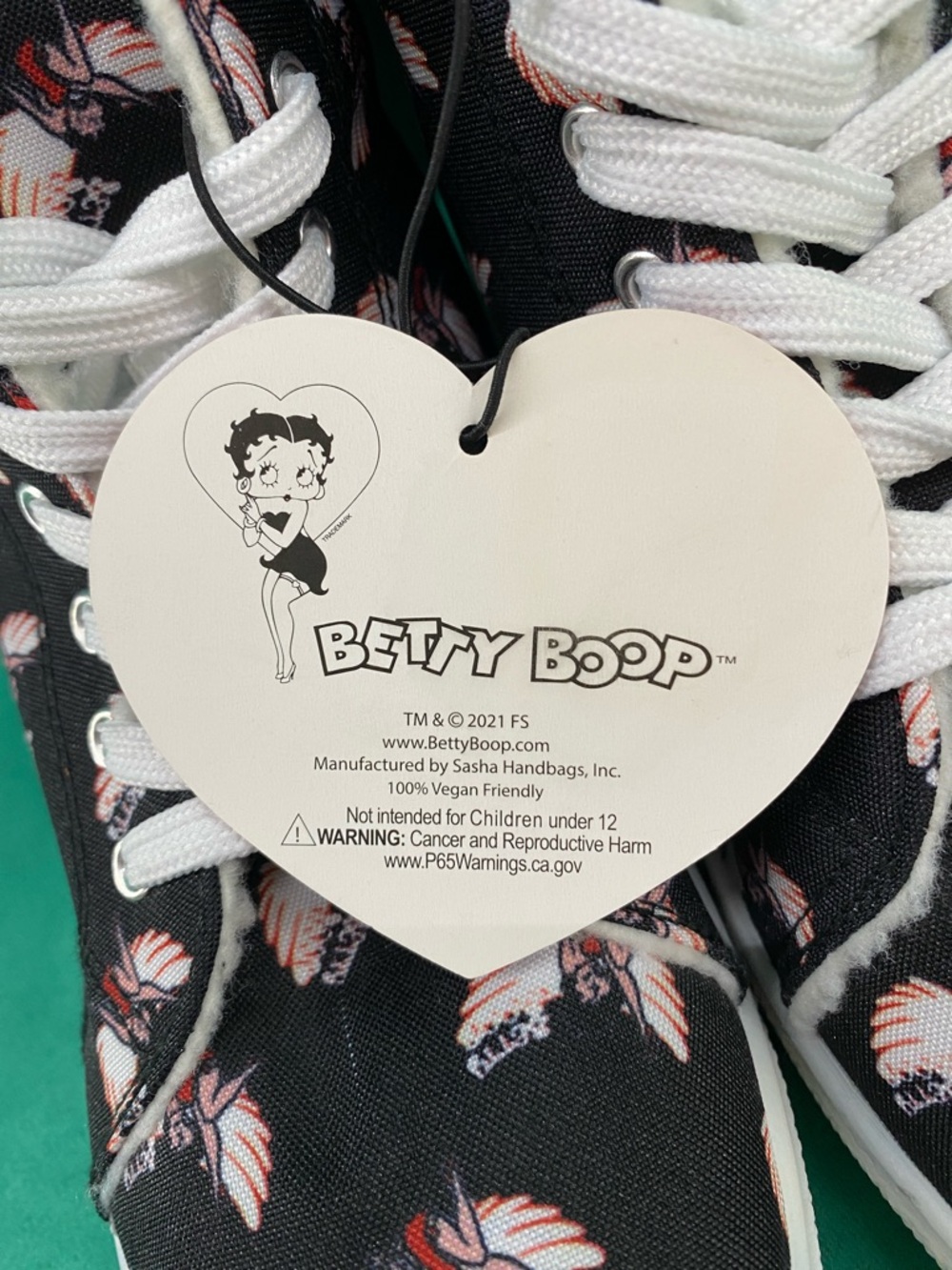 BETTY BOOP Women’s Sherpa-Lined Black—Red Wing Angels High-Top Sneakers—Sz 6—NWT - Picture 3 of 12